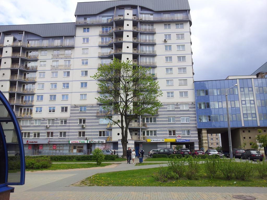 Апартаменты Независимости 168-2 Minsk Ruang foto